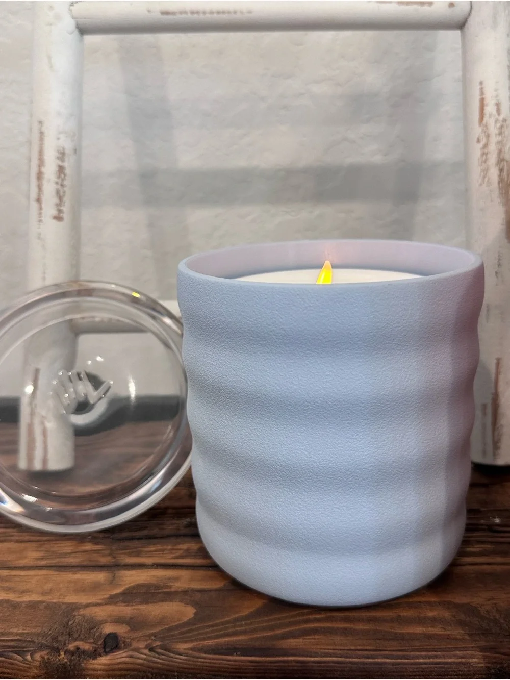 NIB Lifelines Flameless Candle Diffuser Bubble Periwinkle Very Vanilla